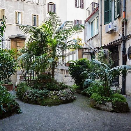 The Royal Story Apartment Rome Bagian luar foto