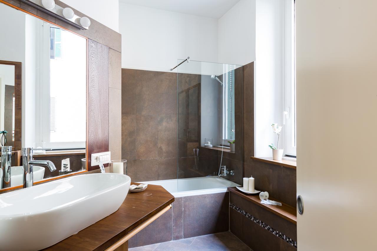 The Royal Story Apartment Rome Bagian luar foto