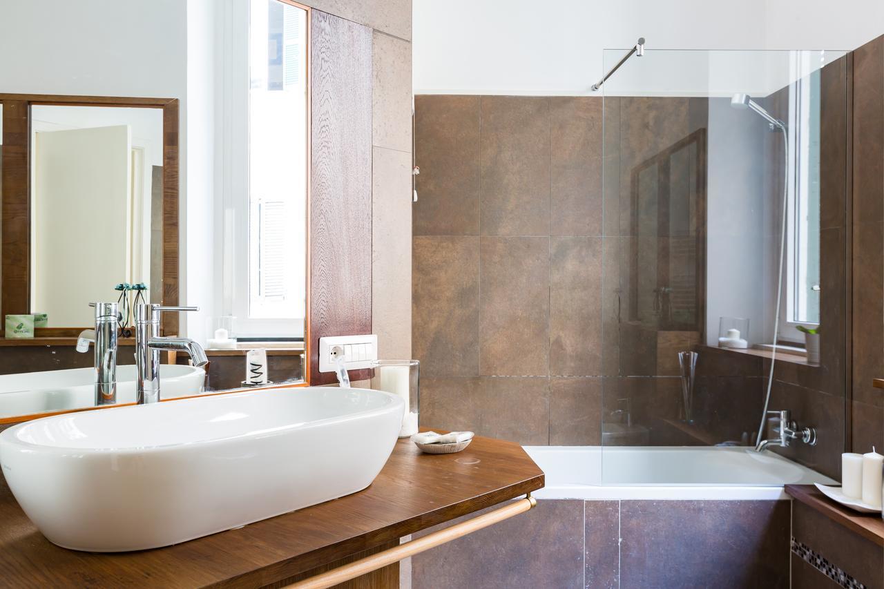 The Royal Story Apartment Rome Bagian luar foto