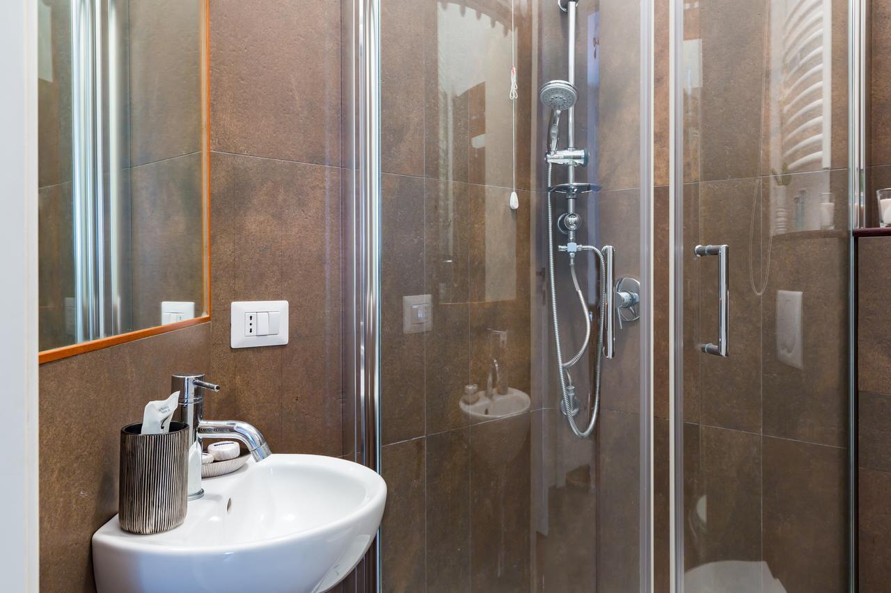 The Royal Story Apartment Rome Bagian luar foto