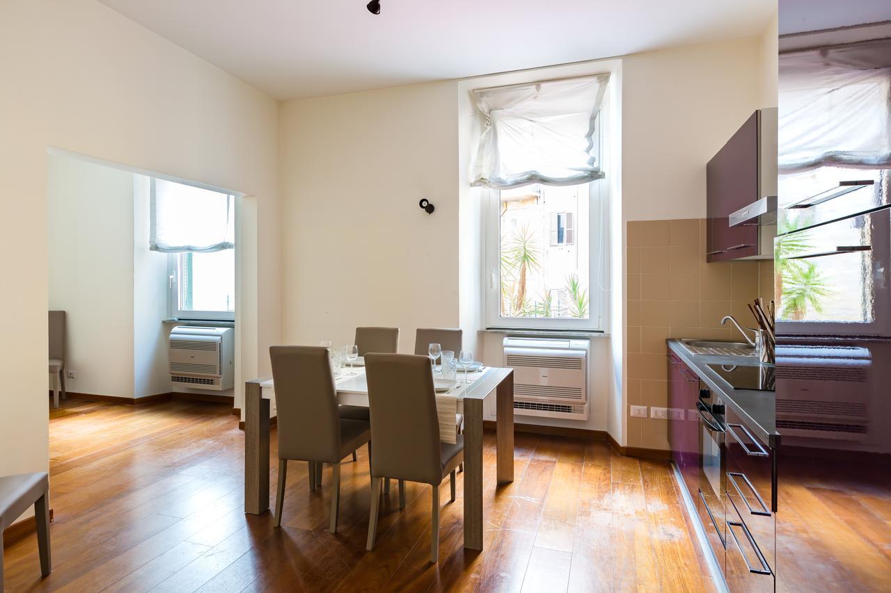 The Royal Story Apartment Rome Bagian luar foto